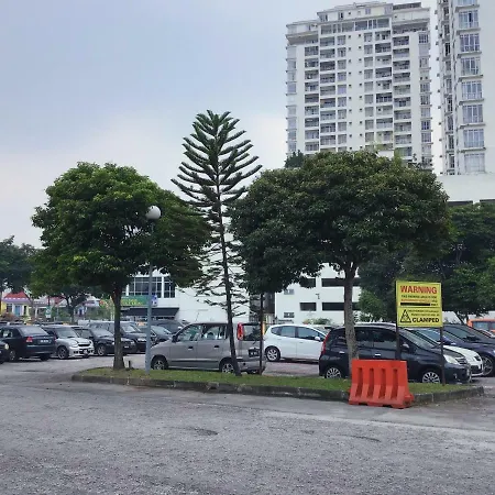 Homestay Farah Tiara Duta Kondominium Ampang  Exterior photo